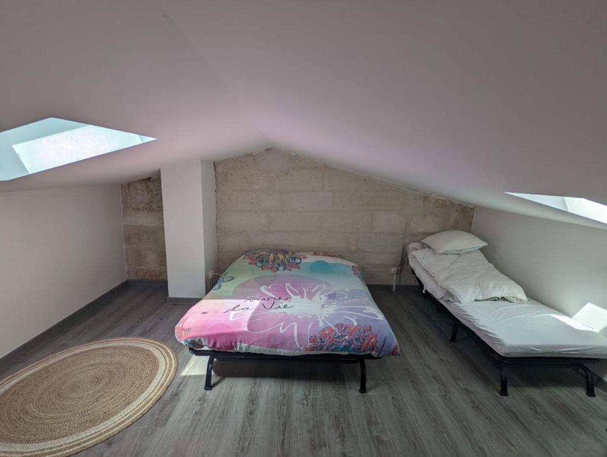 Loft Spacieux Au Coeur Des Remparts D'Aigues-Mortes Esterno foto