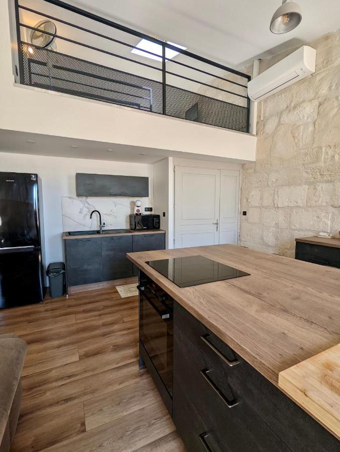 Loft Spacieux Au Coeur Des Remparts D'Aigues-Mortes Esterno foto