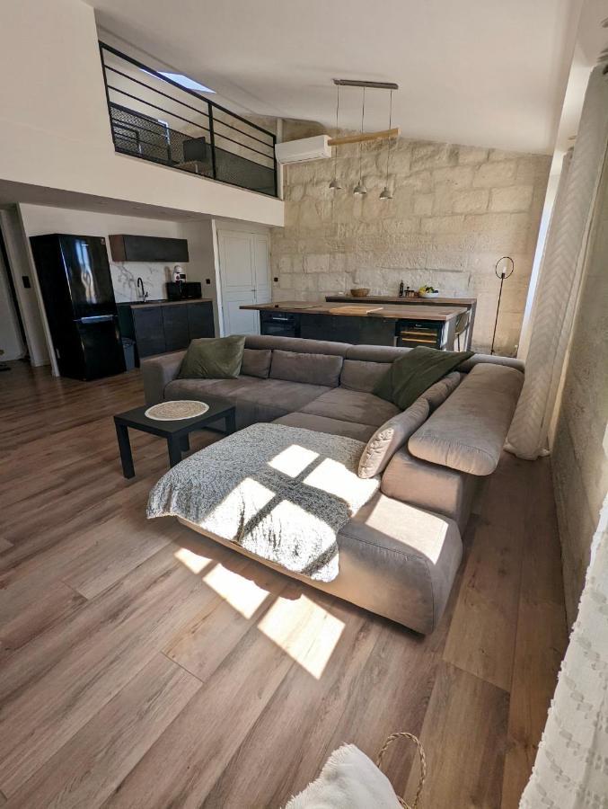Loft Spacieux Au Coeur Des Remparts D'Aigues-Mortes Esterno foto